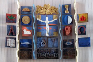 VELDRE KIRKE – Ringsaker 2000