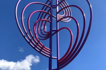 Nytt kunstprosjektet i rundkjøringa i Brennerioa i Løten kommune er realisert