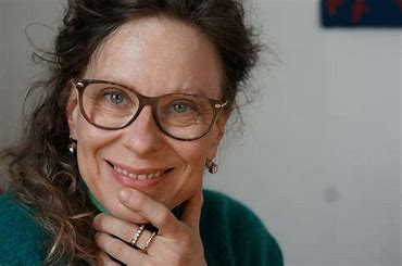 Billedkunstner Päivi Laakso vant konkurransen om stort offentlig kunstverk i anledning 1000 års jubileet i Våler.